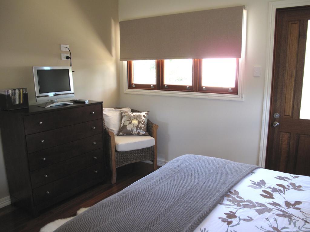 Jacaranda Creek Farmstay & B&B Sunshine Coast Chambre photo