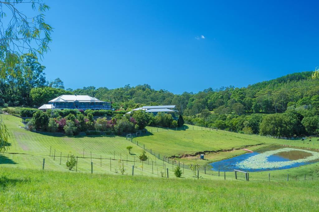 Jacaranda Creek Farmstay & B&B Sunshine Coast Extérieur photo